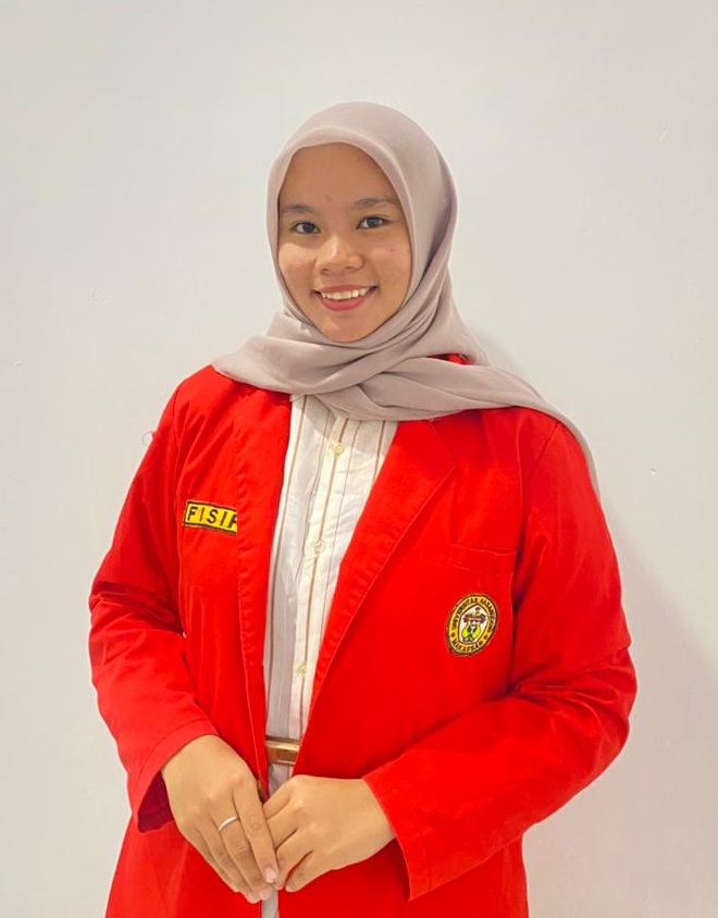 Andi Puji Widyastuti