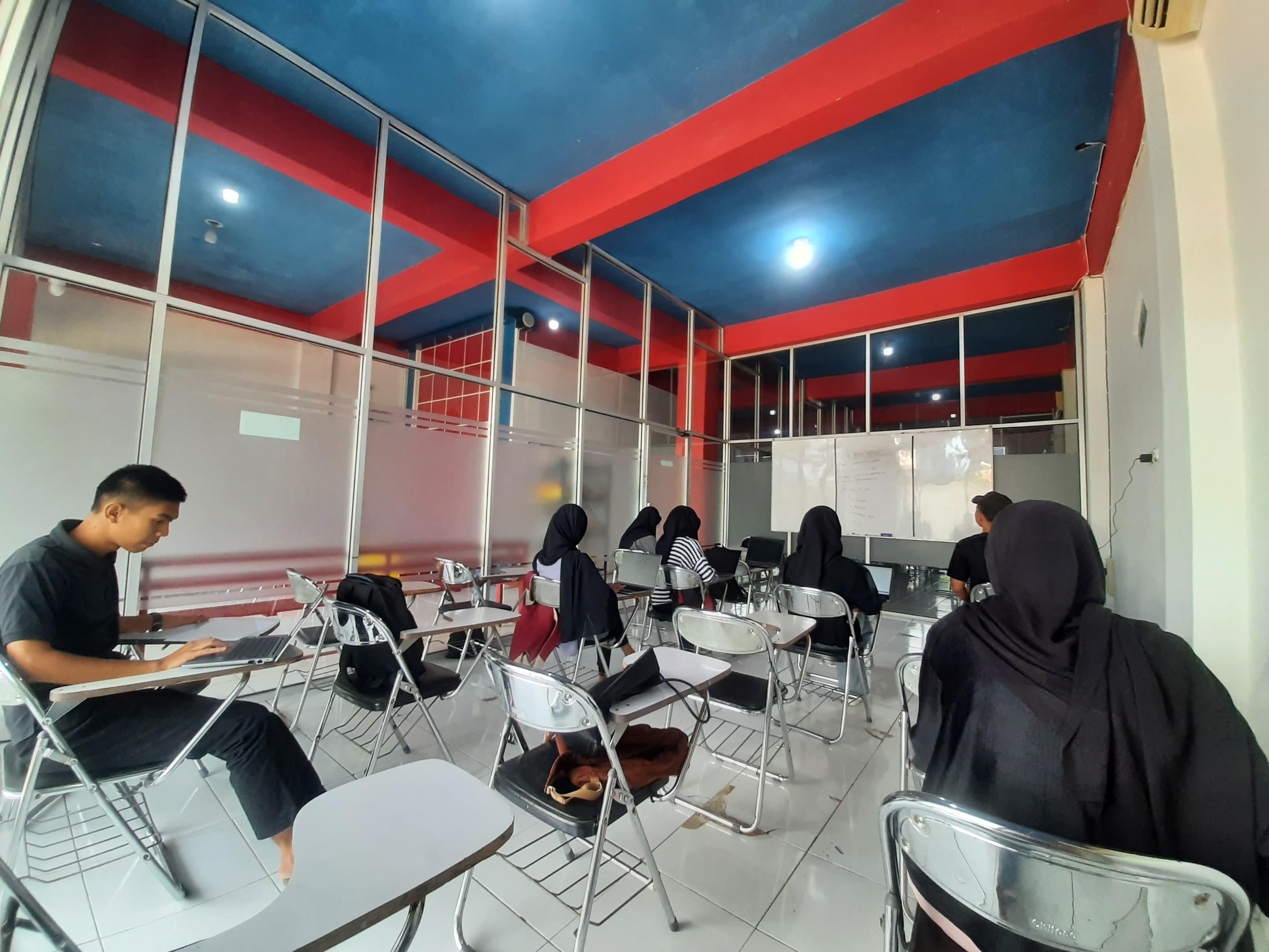 TIEC-ID Gelar Try Out SNBT Sesi 3 untuk Tingkatkan Kesiapan Siswa