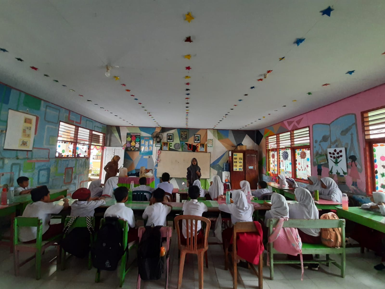 Sosialisasi Bimbingan Belajar TIEC-ID di SDN Inpres Pattalassang 