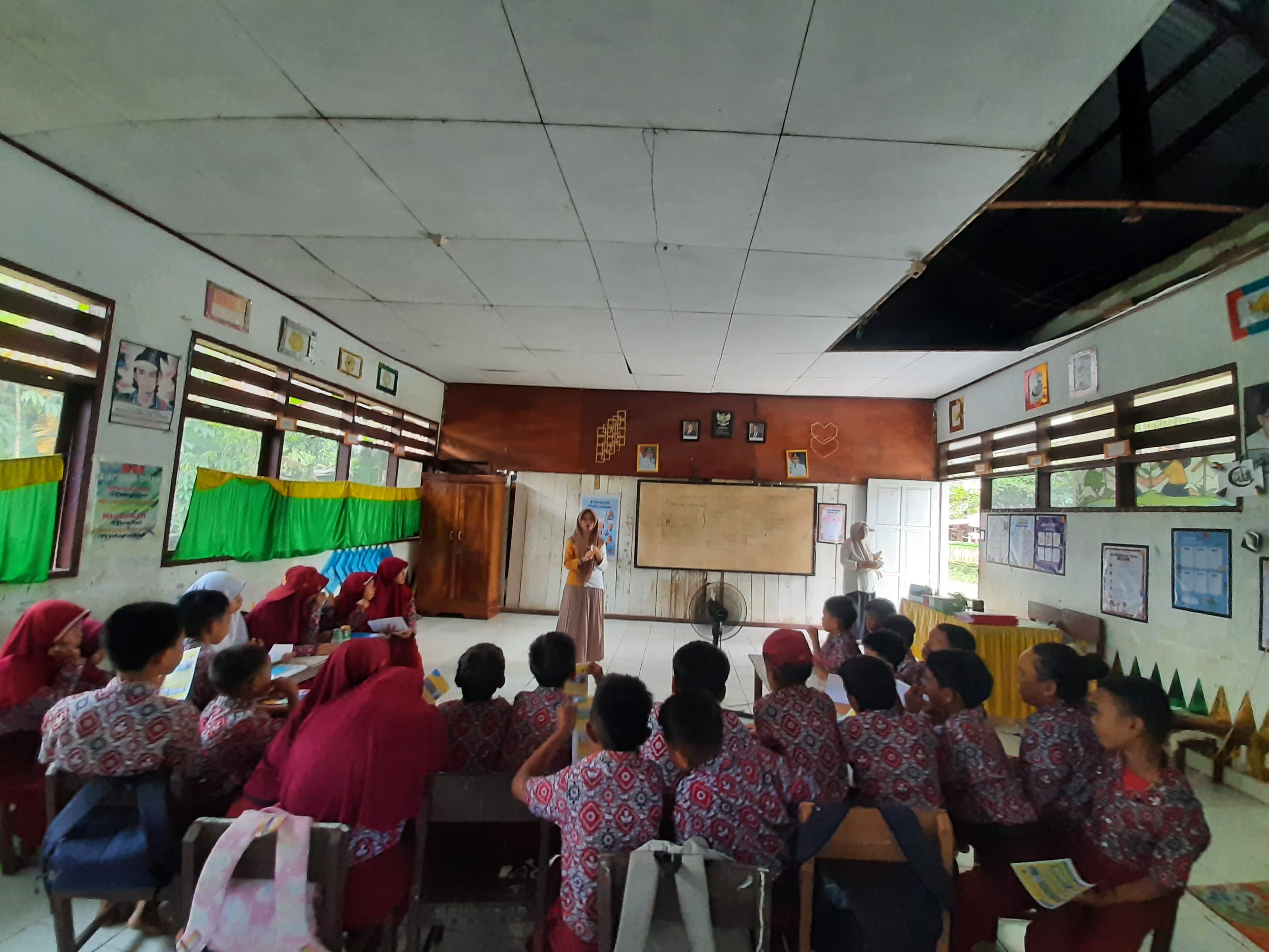 Sosialisasi Bimbingan Belajar TIEC-ID di SDN 3 Pattalassang 